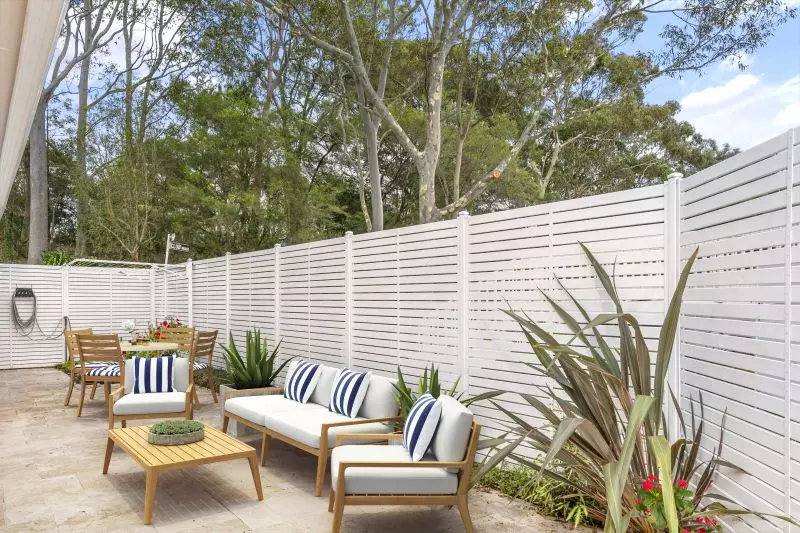 Rarely available 2 bedroom, spacious, immaculately presented ground floor villa