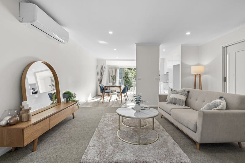 Bright, Low-maintenance, Study Nook and Garden Outlook