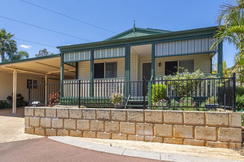 Riverside Gardens Estate - Site 295