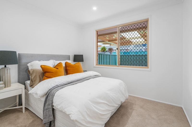 Warm & inviting home!