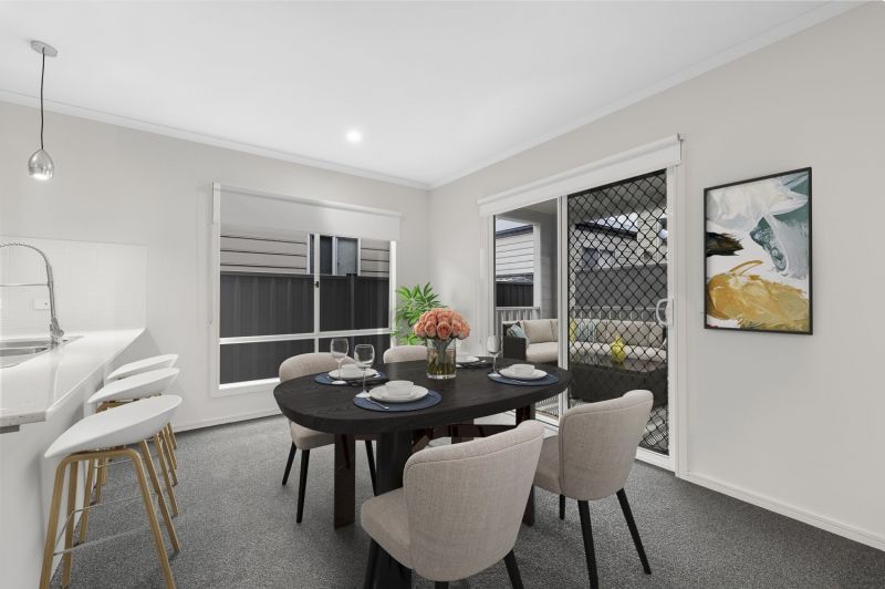 Lifestyle Communities Lyndarum - Front row to the good life