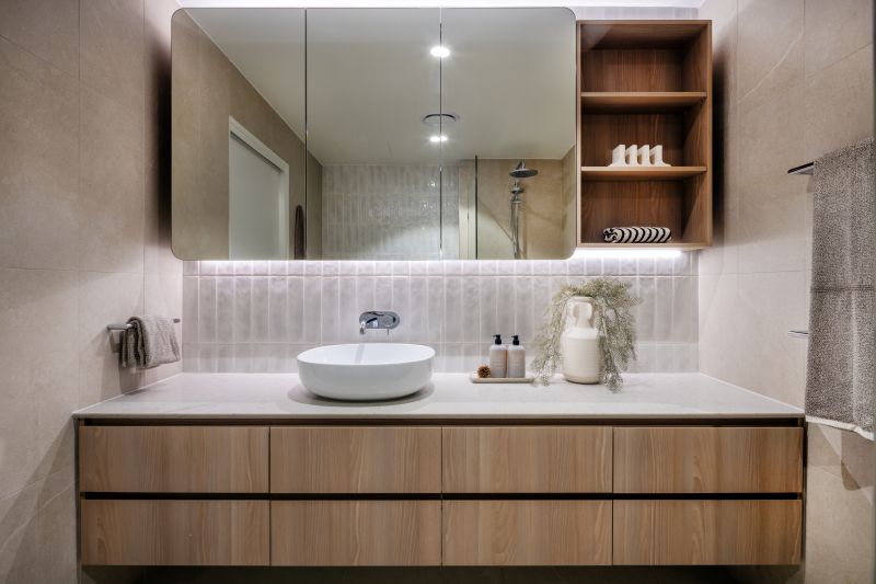 Spacious 2-bedroom apartment with private balcony & study nook