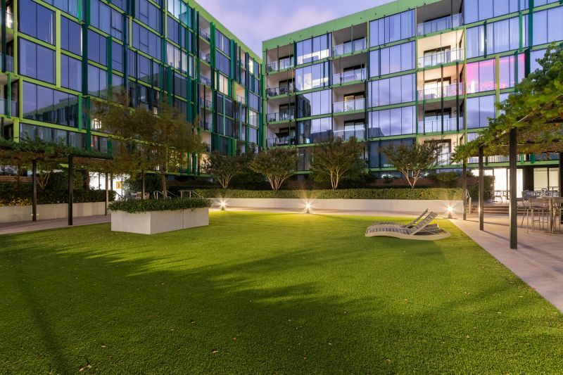 Great Outlook and Stylish Living!