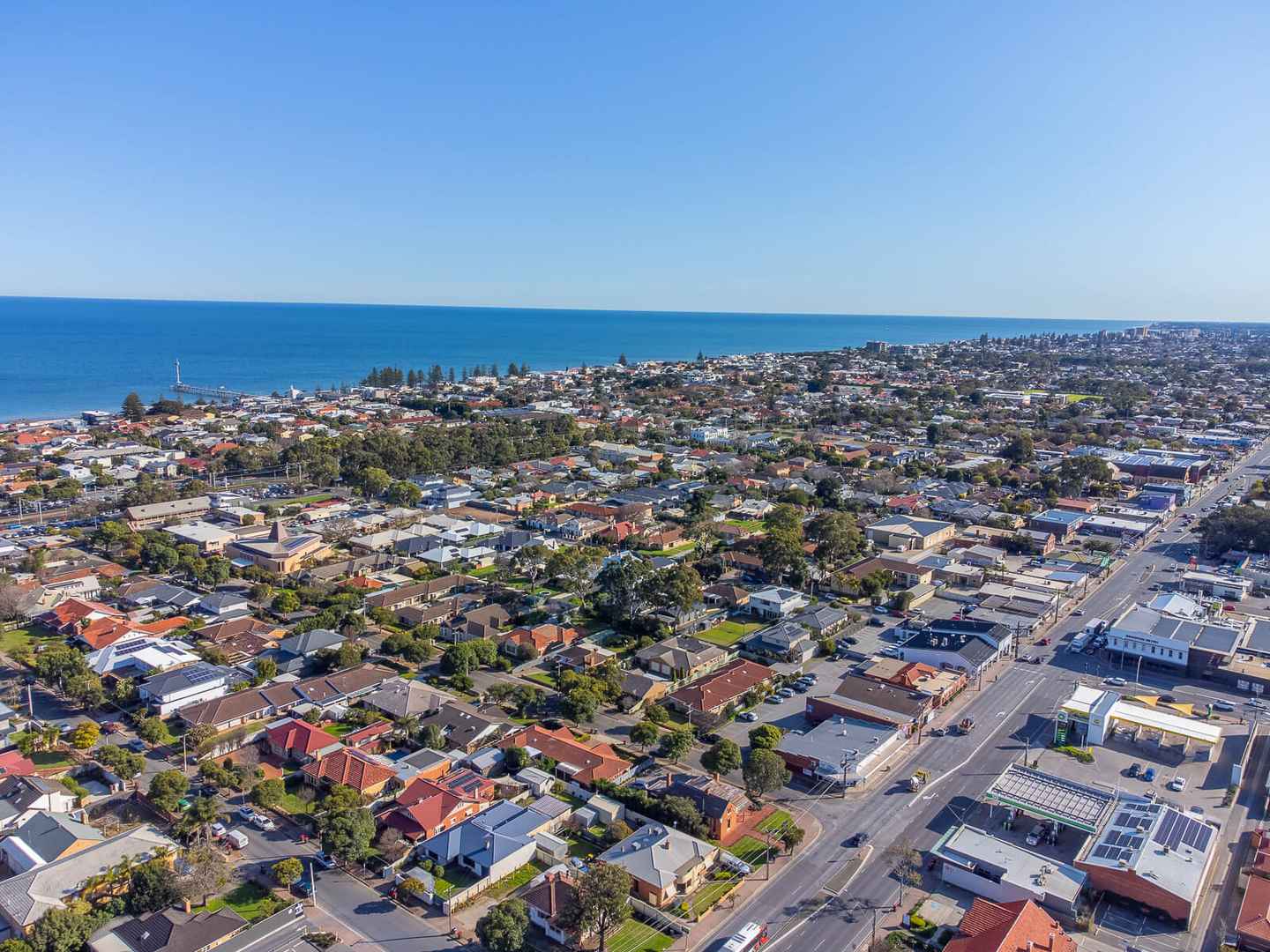 Resthaven Brighton Retirement Living offers three neat-and-tidy retirement living units located just minutes from the white sands of Brighton beach!