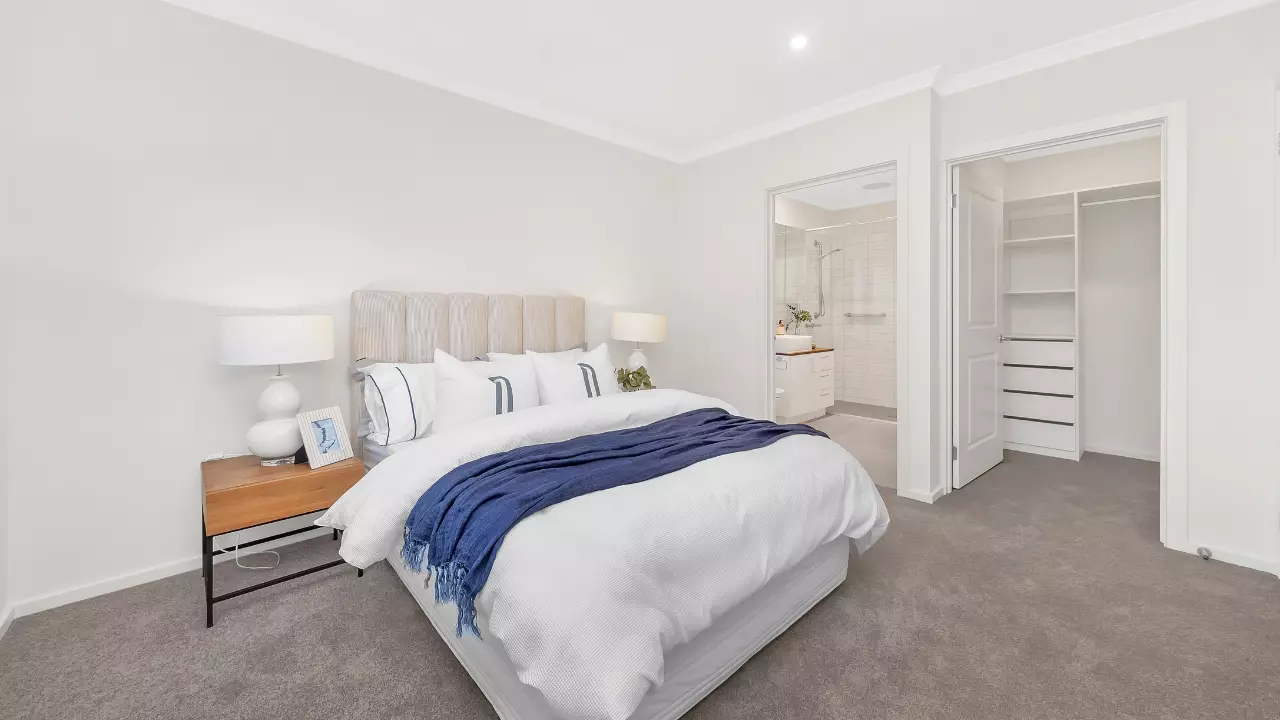 48/5 Harmony Chase, Clyde North