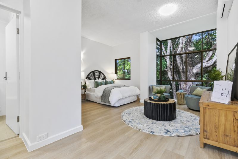 Peaceful forest outlook studio in the heart of a thriving lifestyle village.
