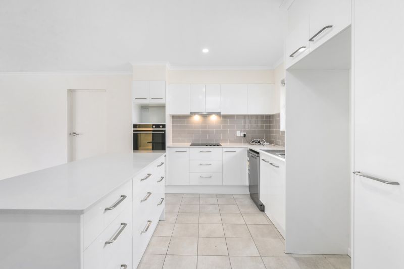 Retirement living at its best, located in a sought-after community.