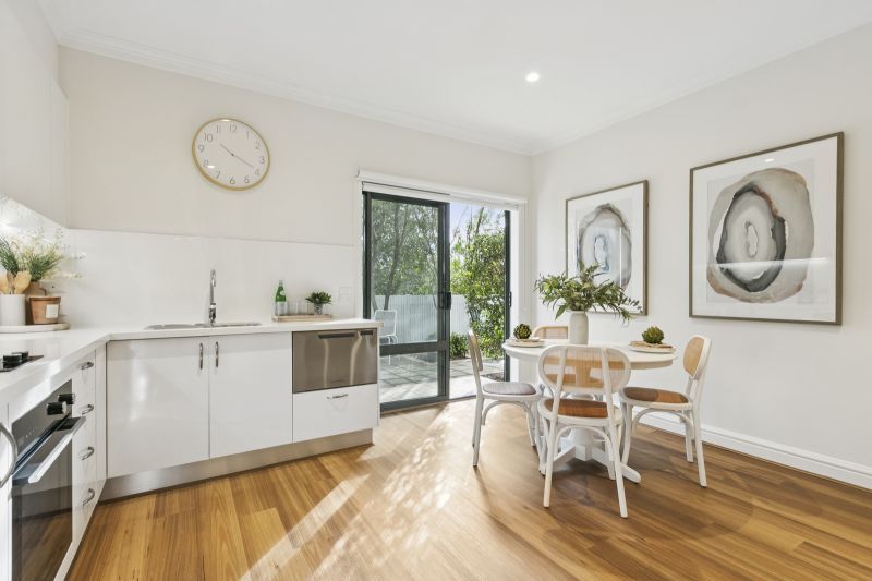 Architect-designed one-bedroom apartment on the ground floor