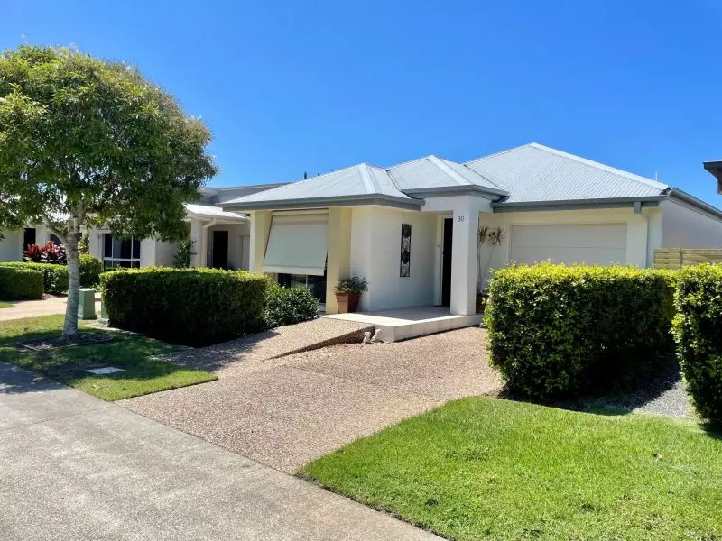 Site 36 - Established Hinchinbrook (Under Offer)