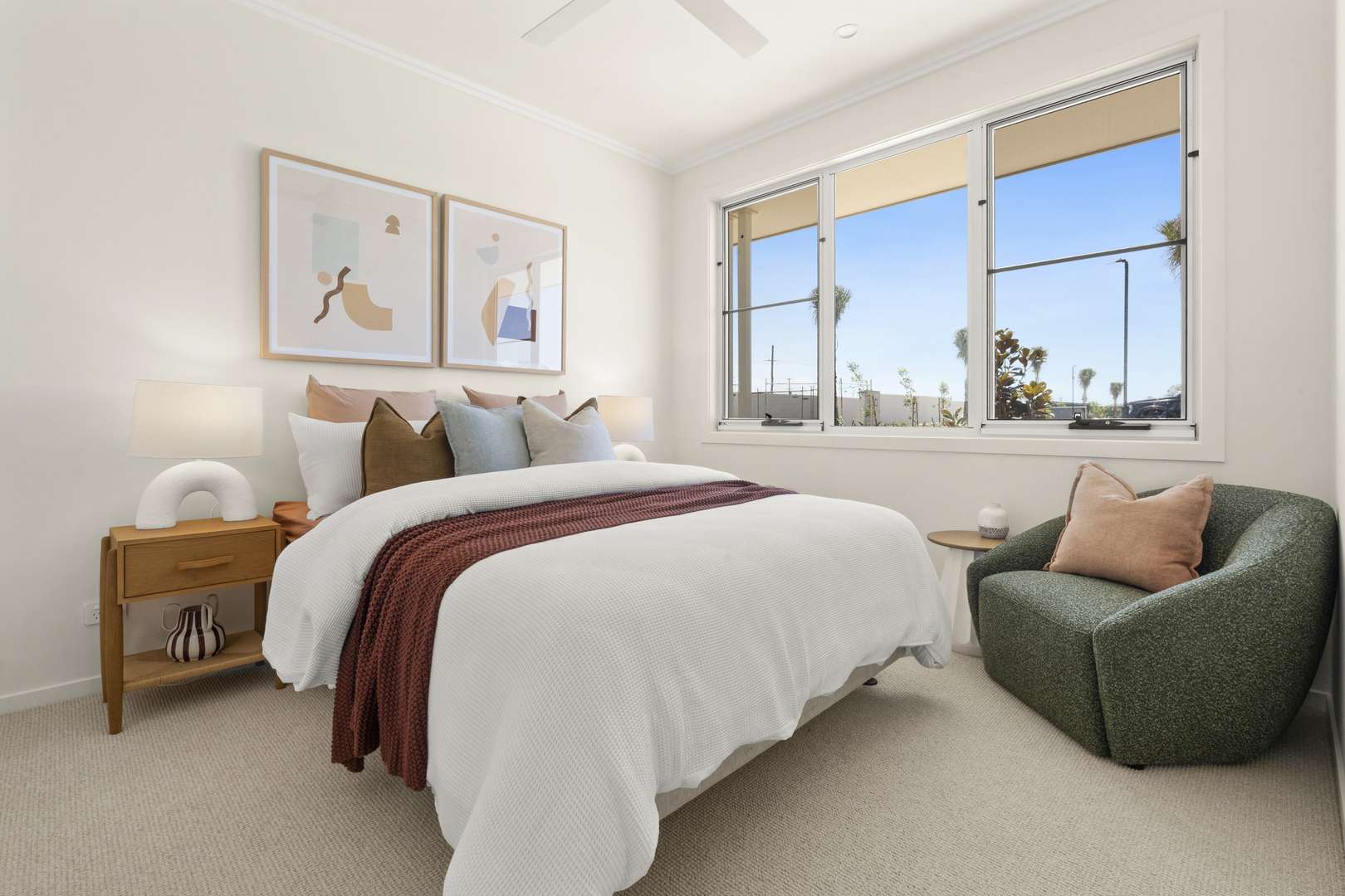 Stradbroke | Contemporary Coastal