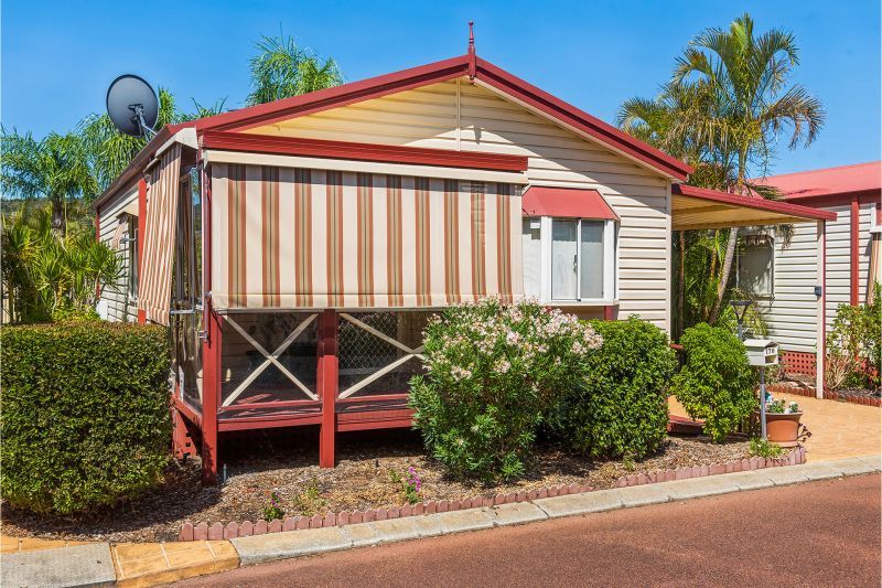 Riverside Gardens - 170