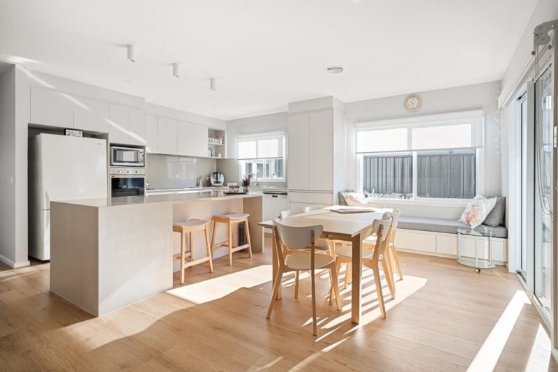 Lifestyle Communities Riverfield - This charming resale home won't last long!