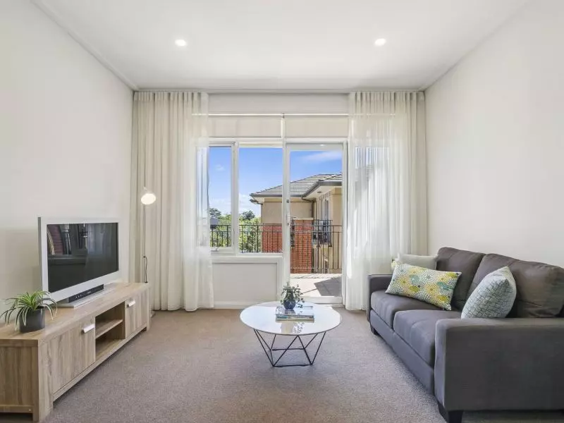 Bright, Spacious and Ready to Move Into