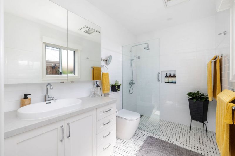 Unique Design - Spacious Luxury Living with Private Bushland Outlook