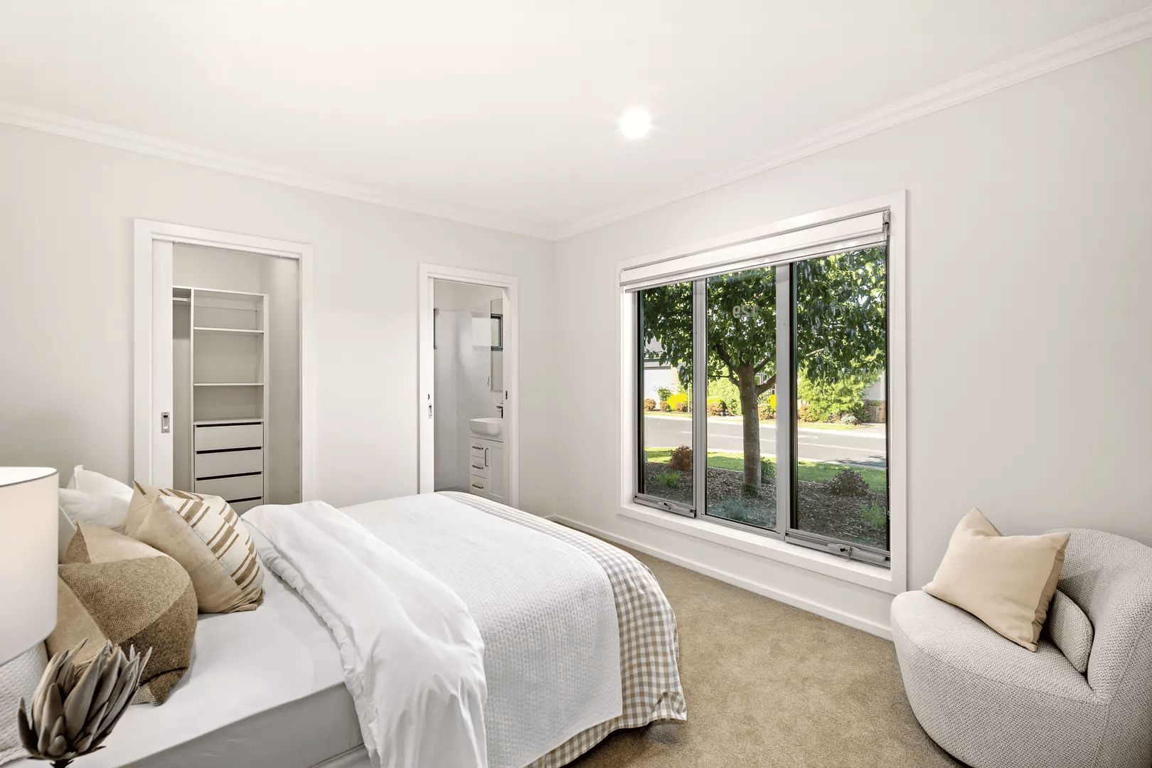 Luxury & Spacious 2 Bedroom Villas!