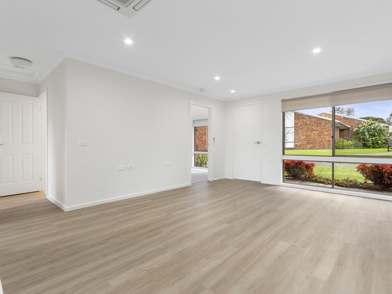 A Fresh Start - Updated Unit, Garden Outlook