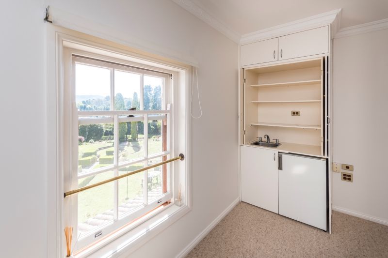 Independent retirement living