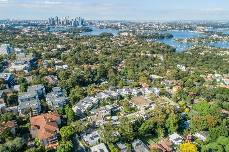 Stylish North-Facing Apartment in Premier Location