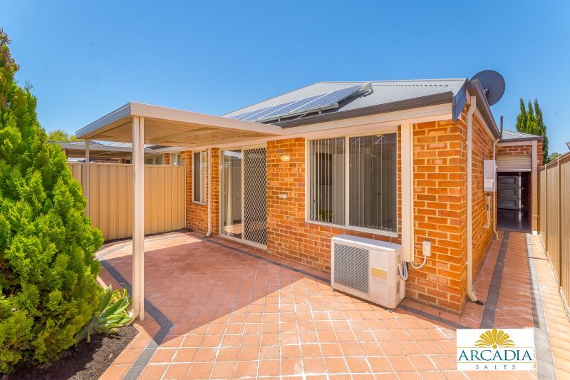 ARCADIA WATERS MANDURAH - Hop Skip & A Jump To The Clubhouse