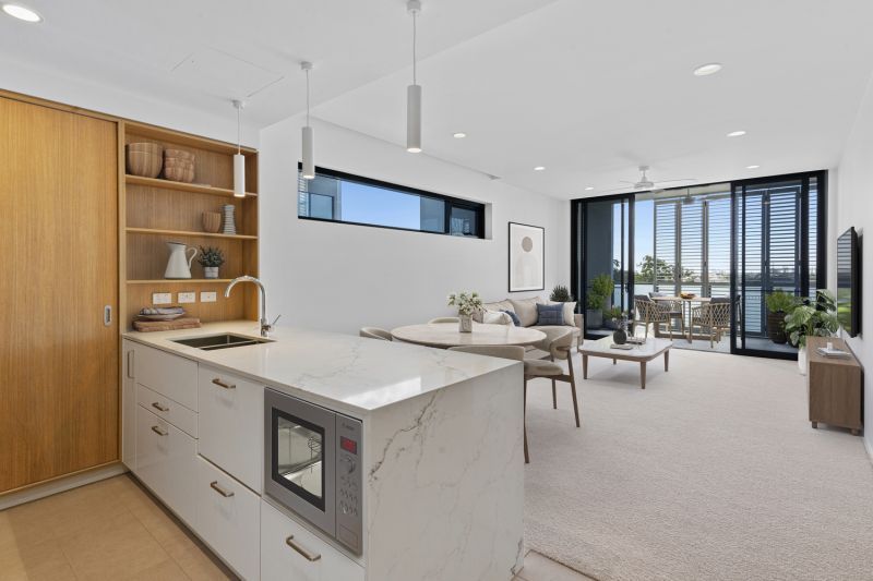 South-facing apartment with stunning Burleigh Golf Course vistas