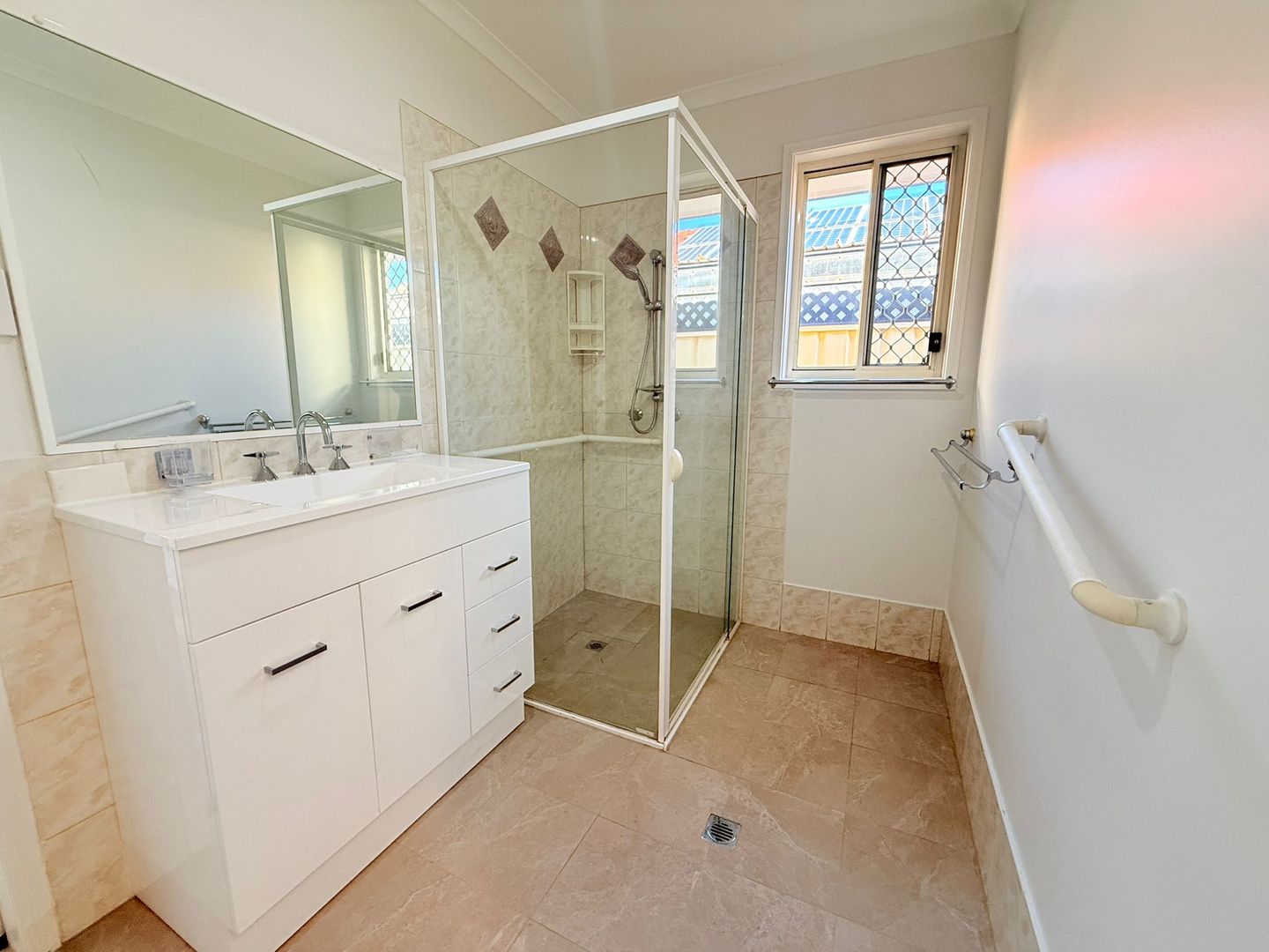 Ready to Move In .... Freshly renovated, comfortable 2 bedroom home