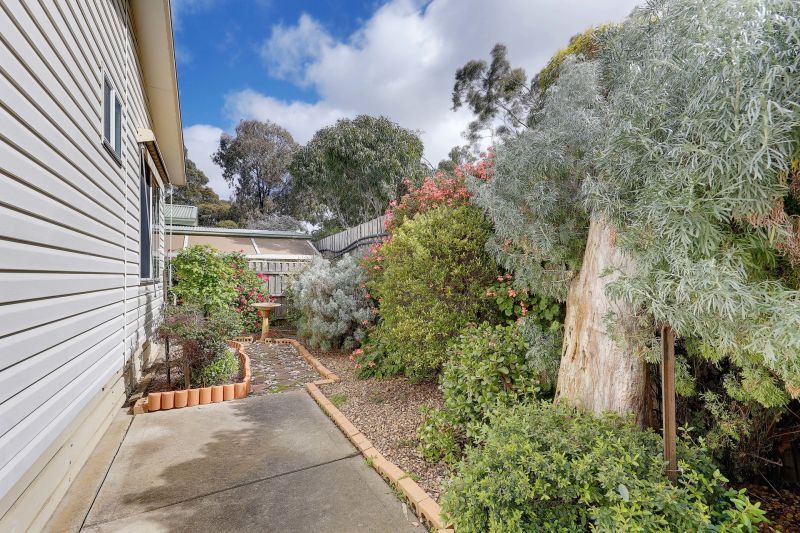 2 bedroom home in pet friendly community