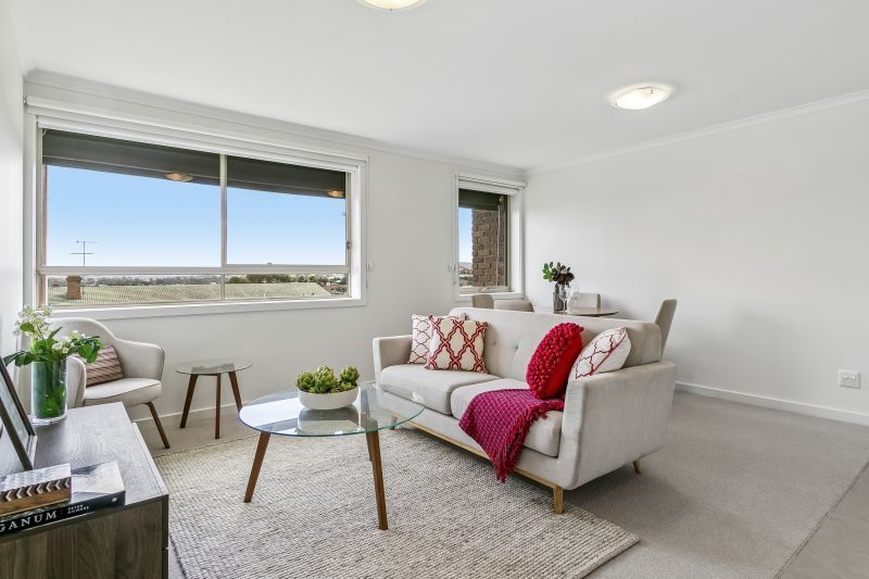 Bright, Spacious and Ready to Move In