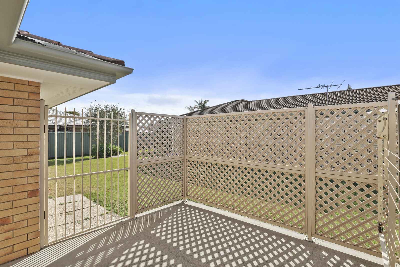 Relaxed bayside living in a stylishly refurbished villa at BlueCare Ibis Court Deagon