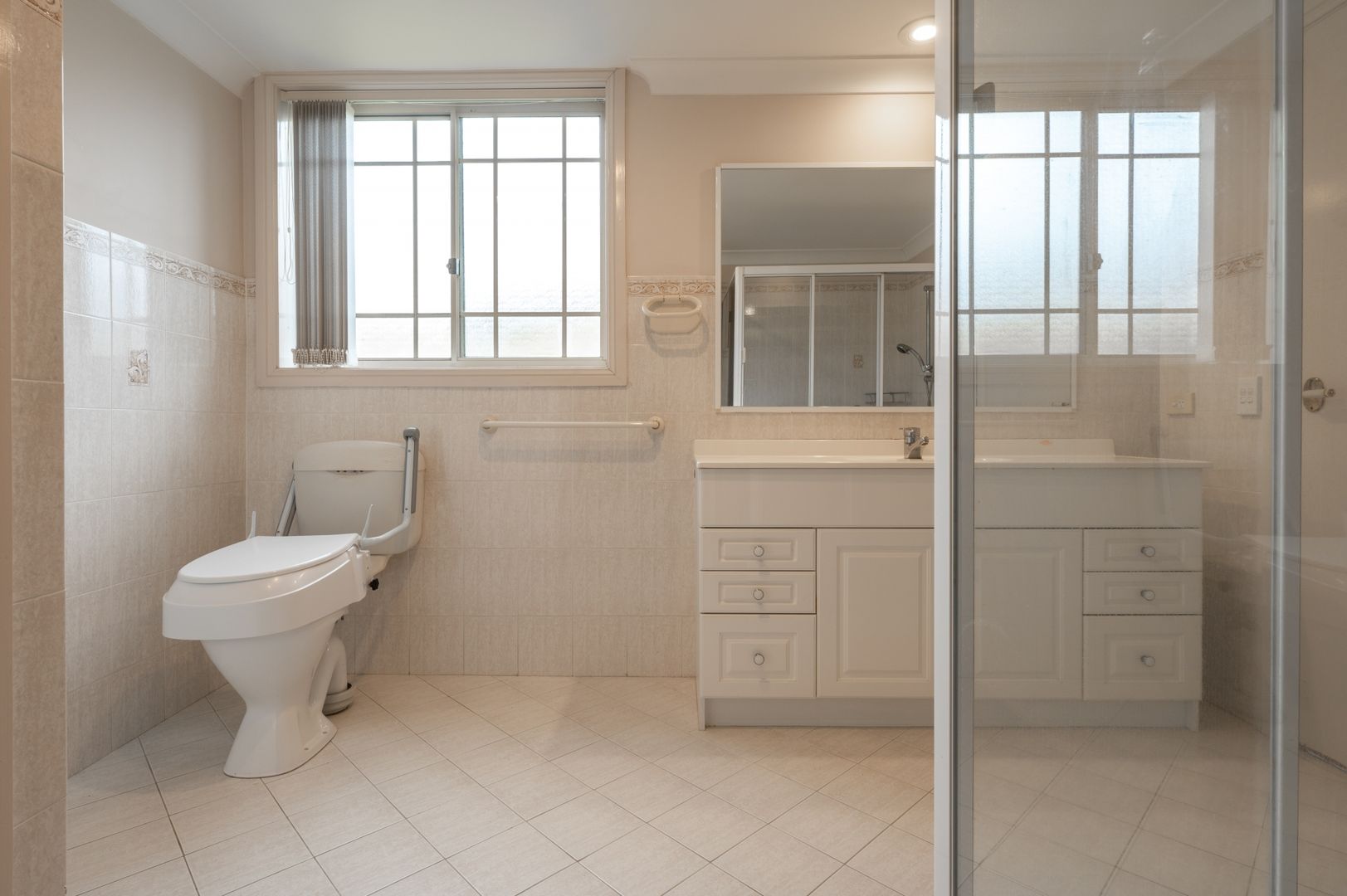 Ground Floor Unit With Garage  