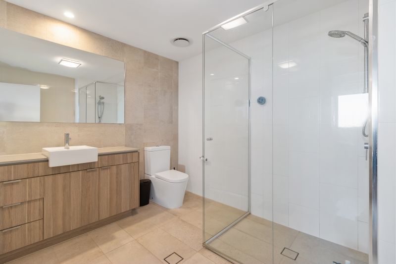 Stunning Views and Urban Lifestyle!!