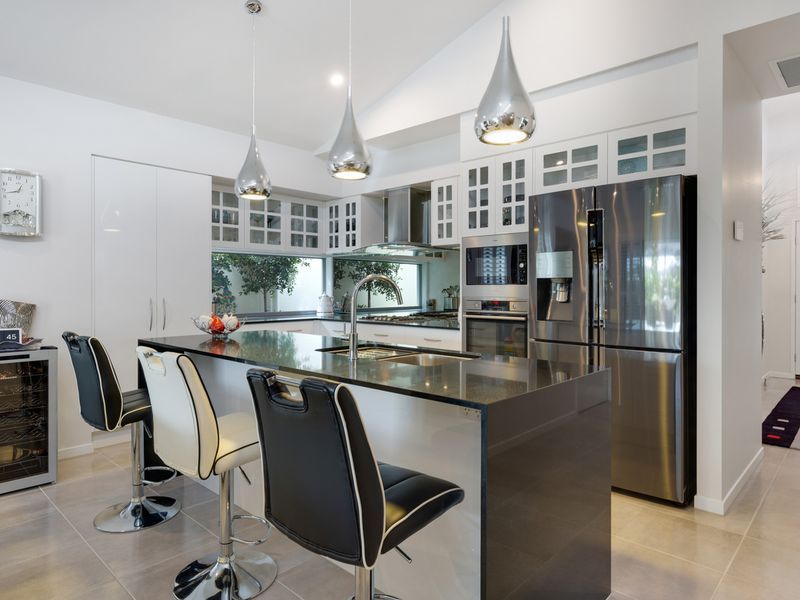 A Rare Position overlooking the Village Green