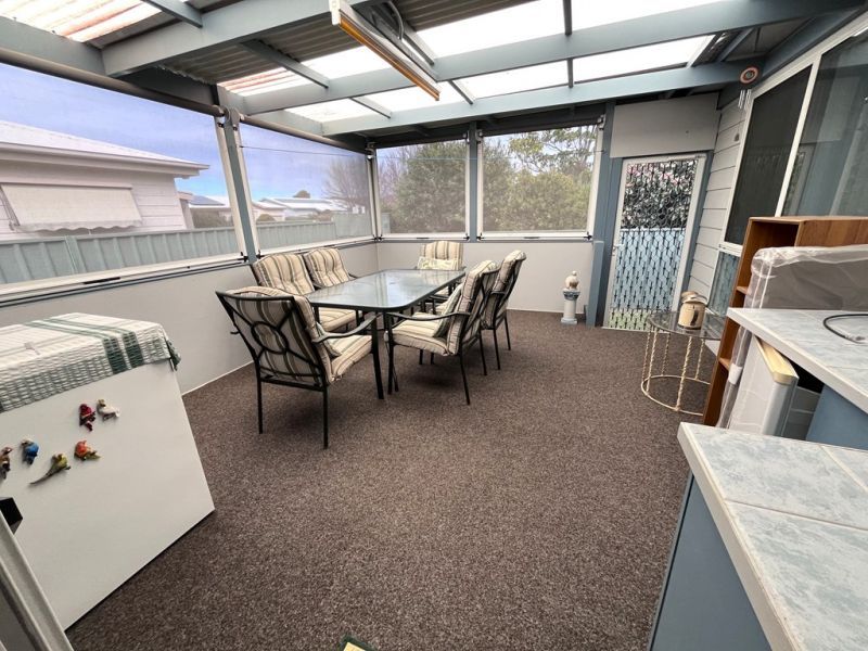 Beautiful Home - Fantastic Location