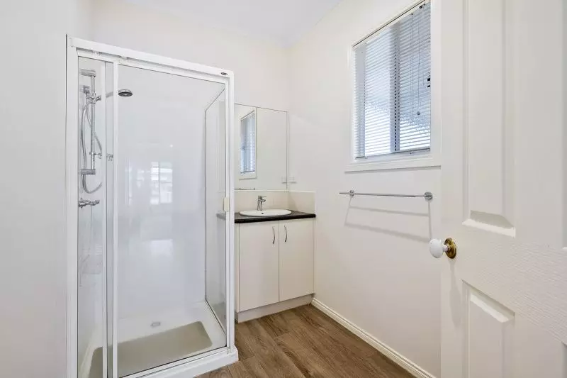 Elegant Cottage with Modern Upgrades