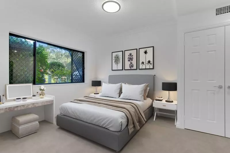 Convenient ground-floor location