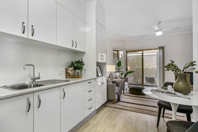 Light-filled, north-facing 1-bedroom apartment