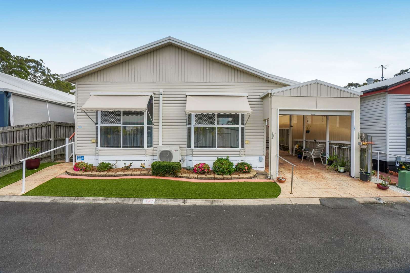 Stylish & Easy-Care Living in Greenbank Gardens