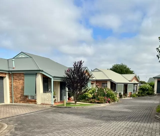 Resthaven Wynn Vale Retirement Living is ideally located just minutes from the Grove Shopping Centre and the Cobbler Creek Recreation Park