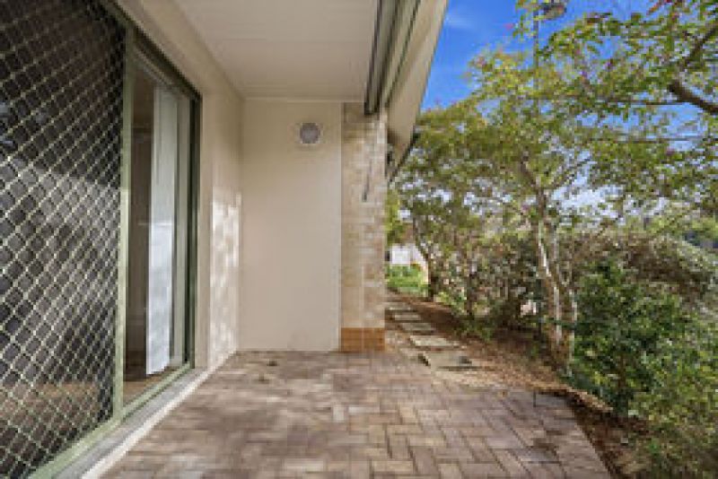 North facing, easy Ground-Level Living with Garden Views