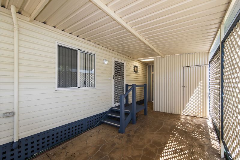 Riverside Gardens Esate Site - 294