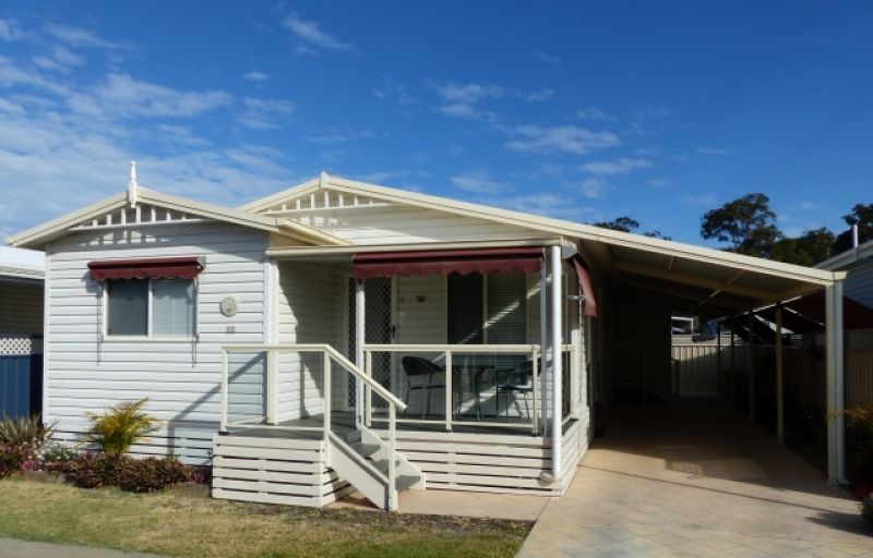 Crystal Waters Estate - 33