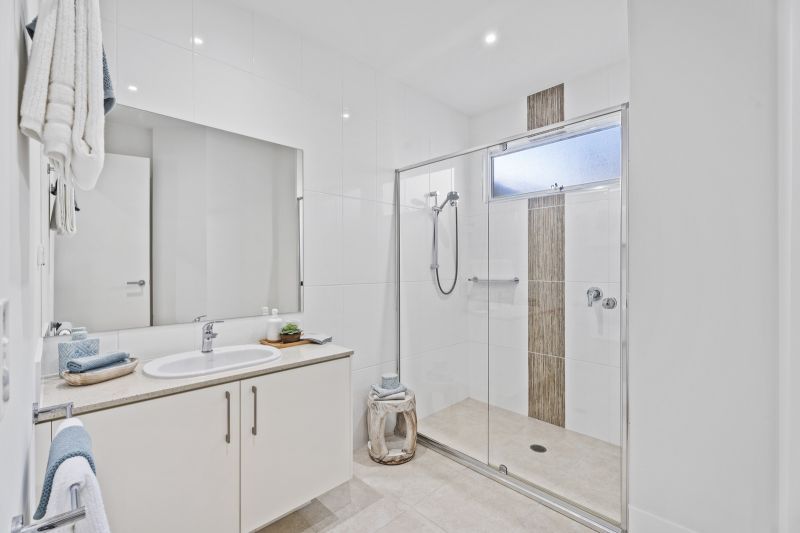 Bright, Spacious Home with Alfresco Living