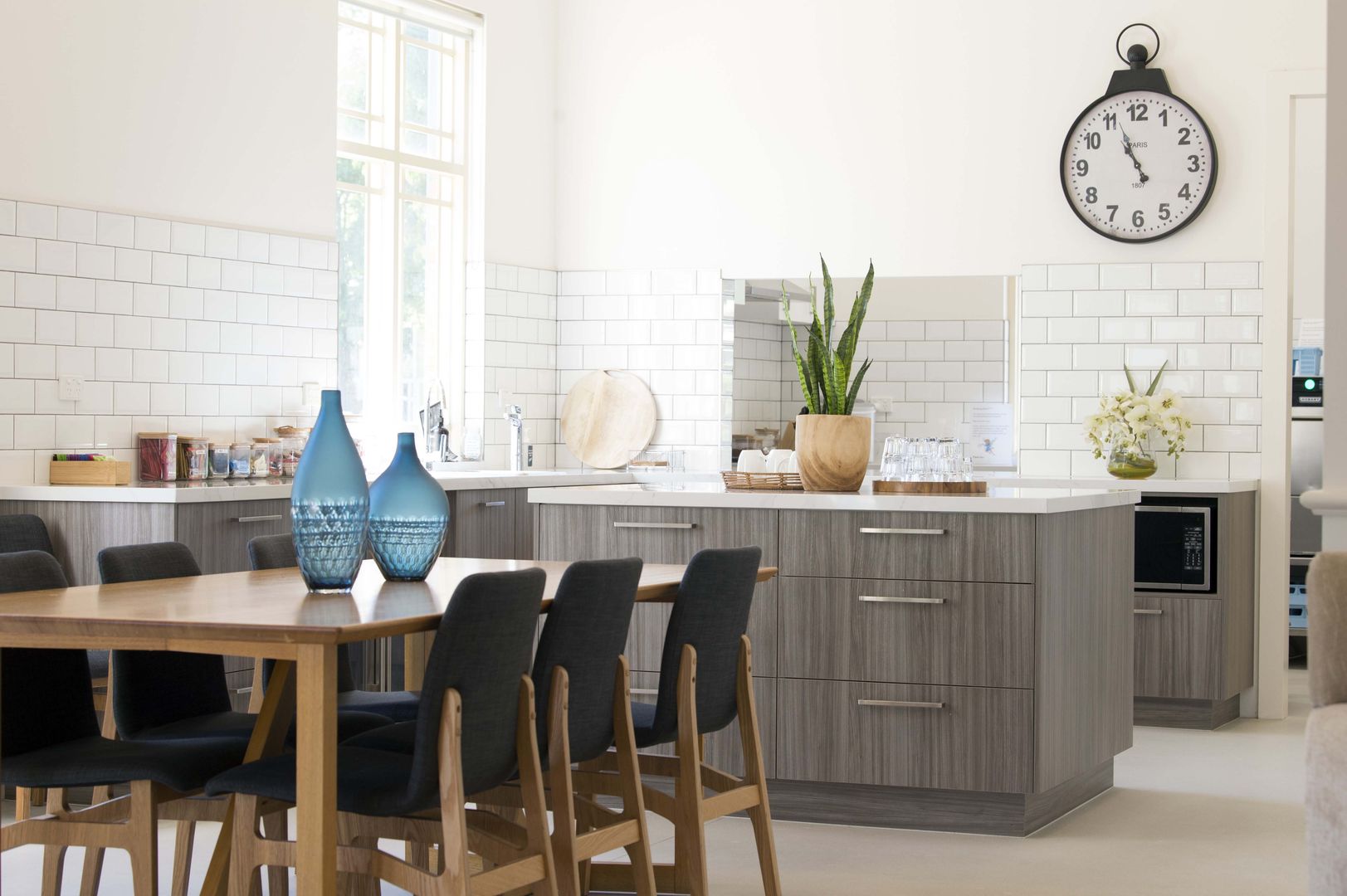 Discover well-connected comfort at Lifestyle Brookfield.