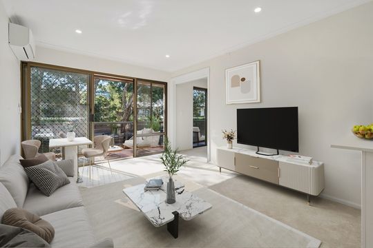 Stylish, Low-Maintenance Serviced Apartment