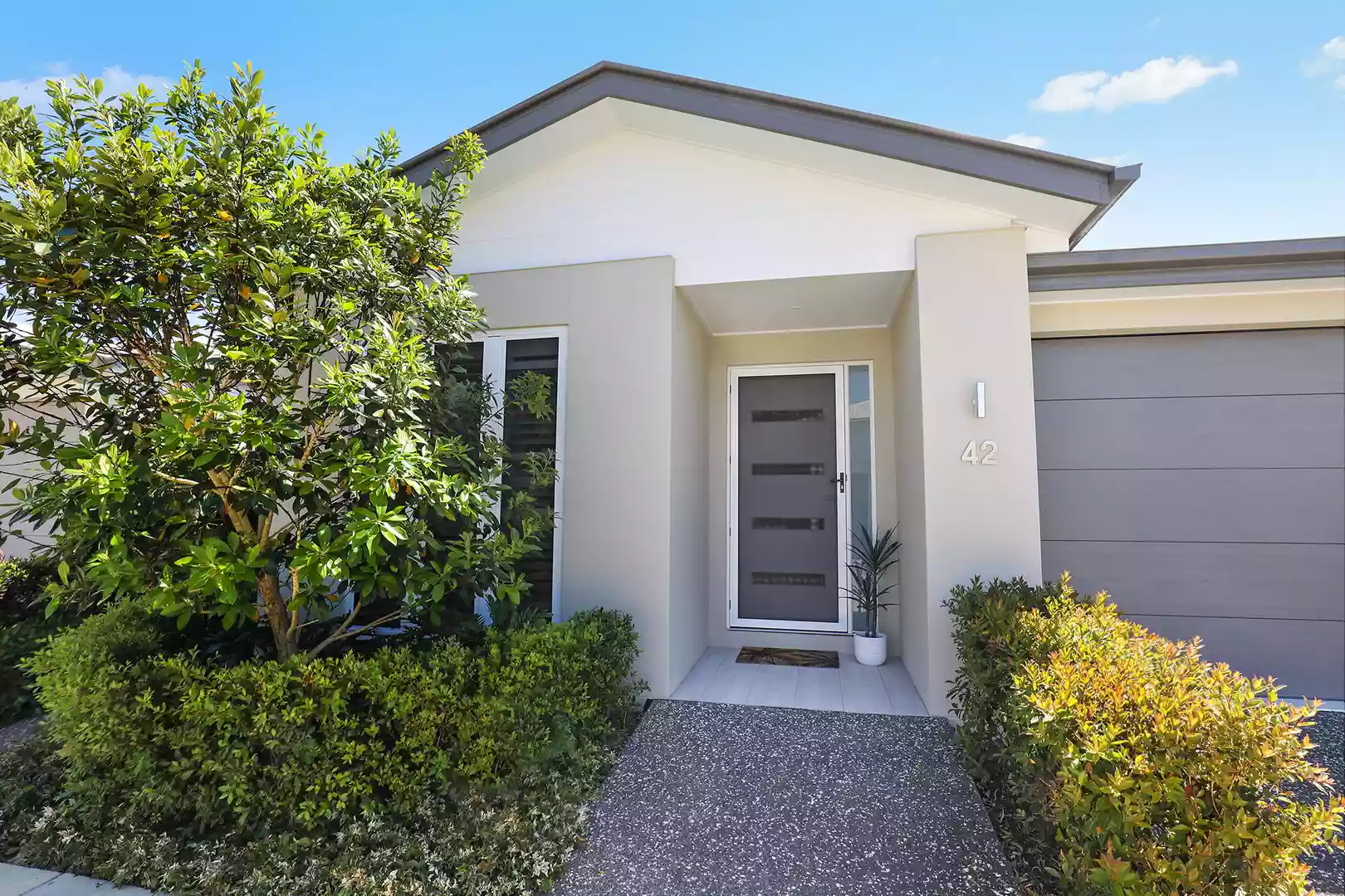 Stylish, Low-Maintenance Living in GemLife Palmwoods - Villa 42