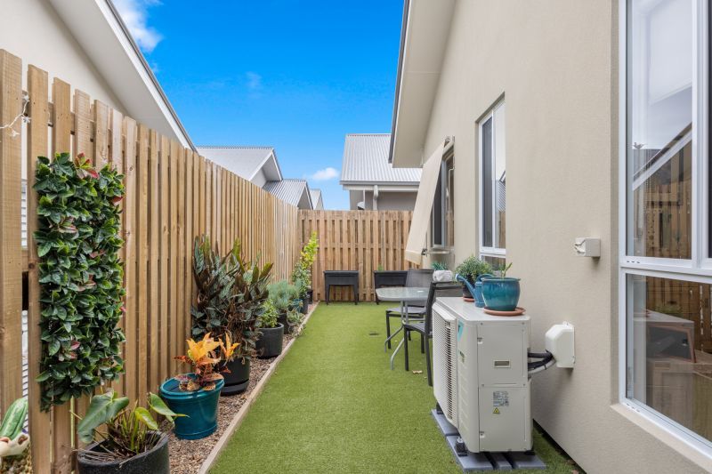 Modern Two Bedroom Home + Study