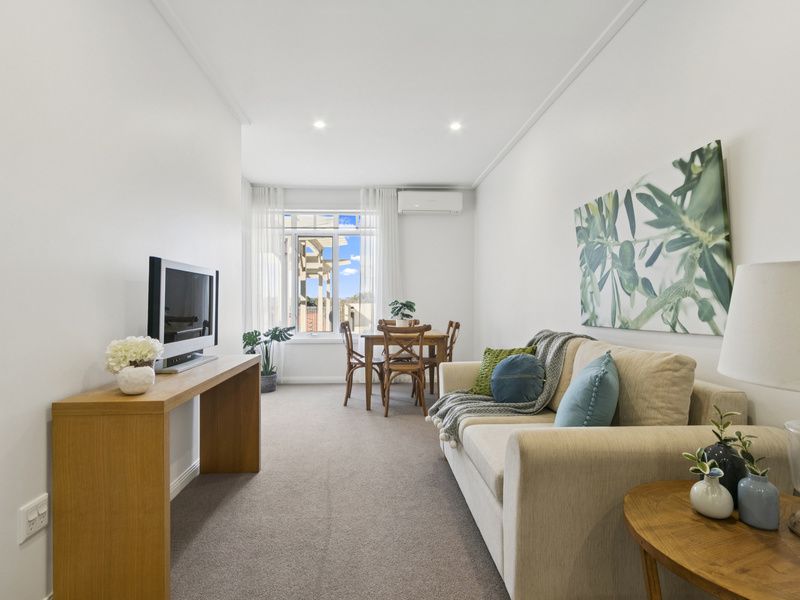 Bright, East-Facing Apartment with Terrace and Modern Kitchen