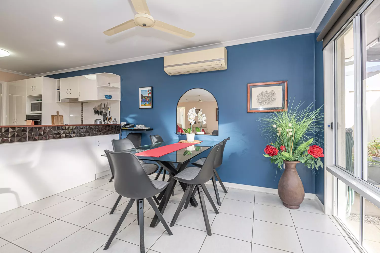 Stunning Corner Block