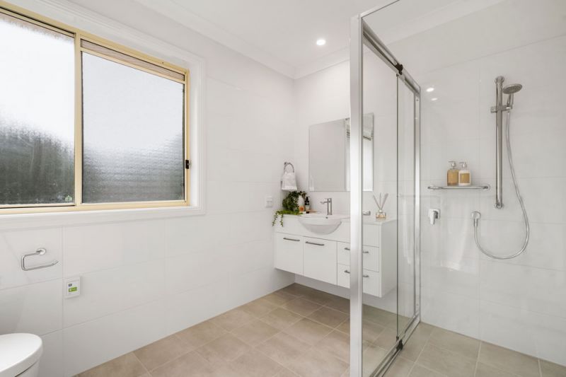 If convenience of location is what you are after, look no further than this stunning, fully refurbished 2-bedroom villa.