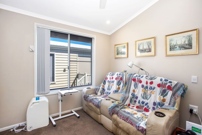 Downsizers Dream!
Light and Bright Two Bedroom Home.