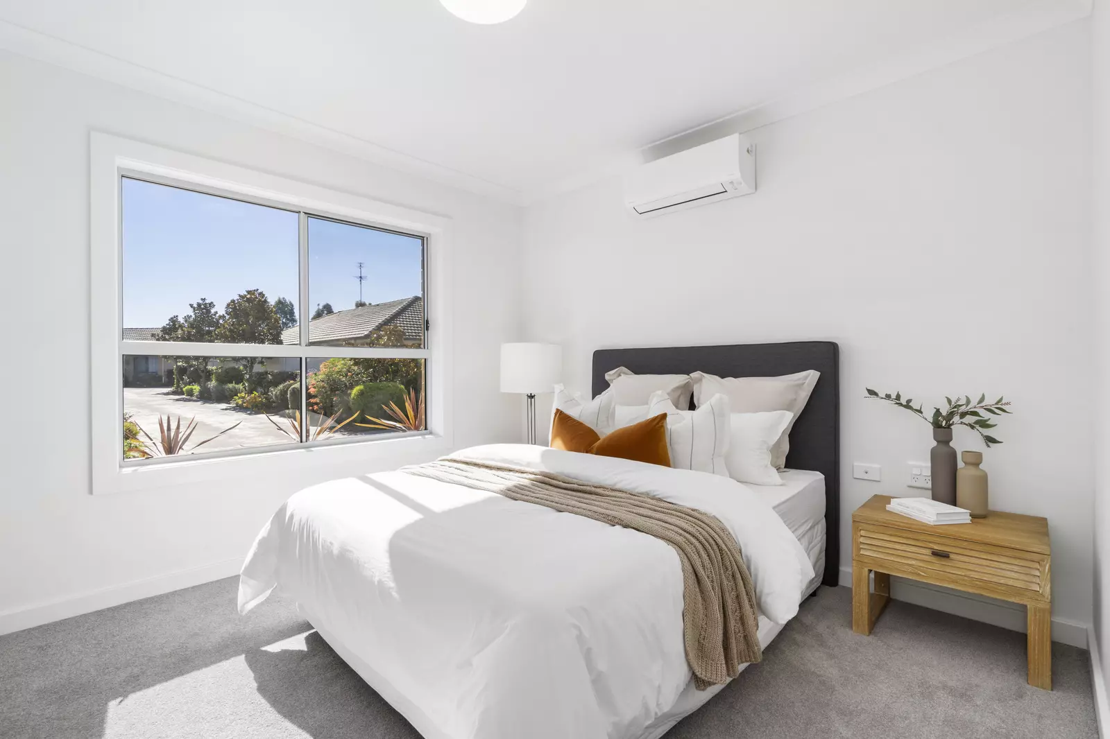 Brand New: The Carlisle Villa 71